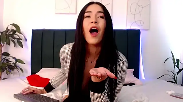 NicollColeman online show from 01-14-26, 05:16