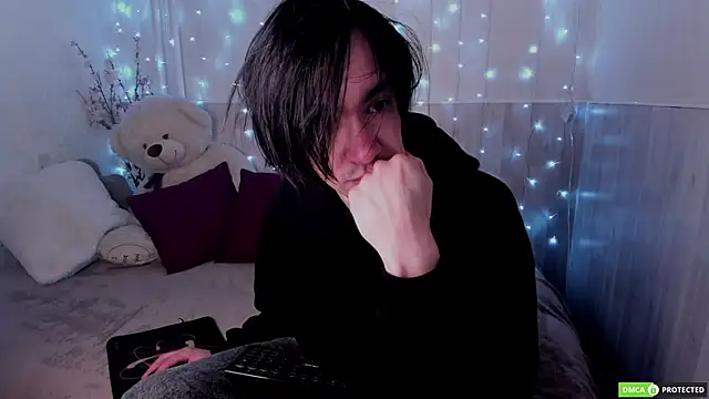 CalvinOwens online show from 11-24-25, 03:28