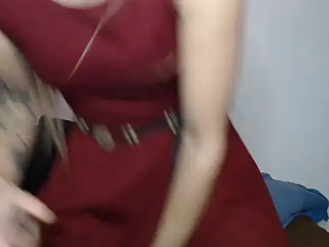 Snapshot of naikah714 chatting on 11-09-25, 04:33 naikah714 online show from 11-09-25, 04:33