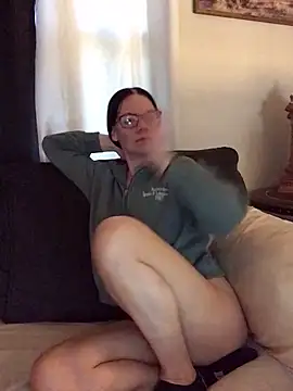 SidneyRaee online show from 03-19-26, 03:12