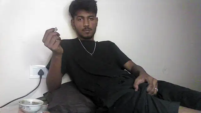 Snapshot of just_fucks chatting on 10-17-25, 08:43 just fucks online show from 10-17-25, 08:43