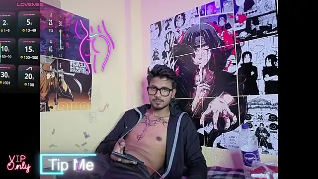 Snapshot of just_fucks chatting on 03-29-26, 07:04 just fucks online show from 03-29-26, 07:04