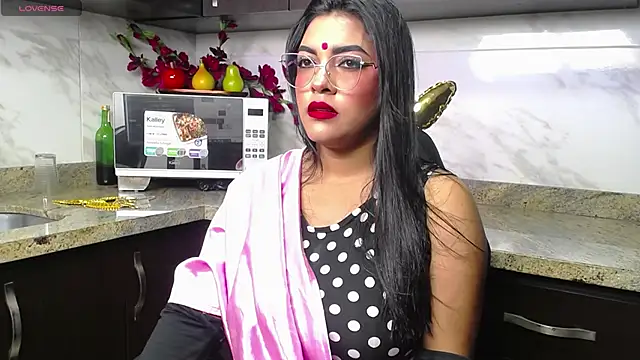 Snapshot of lakshmiraniii chatting on 03-20-25, 10:21 lakshmiraniii online show from 03-20-25, 10:21