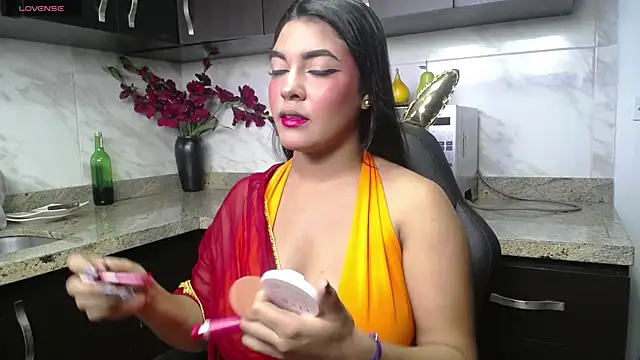 Snapshot of lakshmiraniii chatting on 03-06-25, 10:20 lakshmiraniii online show from 03-06-25, 10:20