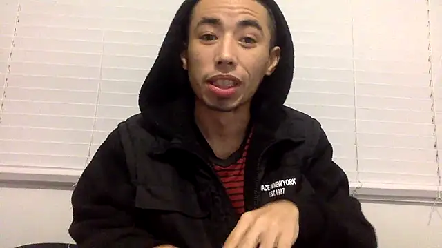 Snapshot of lilboygonewild chatting on 11-14-25, 10:52 lilboygonewild online show from 11-14-25, 10:52