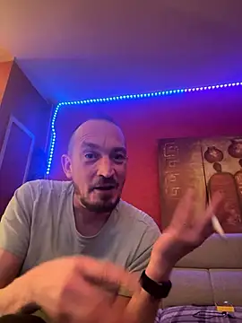 Snapshot of Denislamalice34 chatting on 01-09-26, 08:49 Denislamalice34 online show from 01-09-26, 08:49