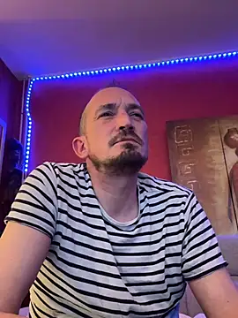 Snapshot of Denislamalice34 chatting on 01-12-26, 08:47 Denislamalice34 online show from 01-12-26, 08:47