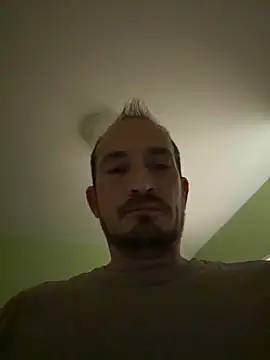 Snapshot of Denislamalice34 chatting on 02-05-26, 08:15 Denislamalice34 online show from 02-05-26, 08:15