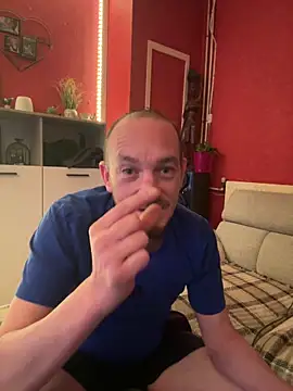 Snapshot of Denislamalice34 chatting on 12-16-25, 09:19 Denislamalice34 online show from 12-16-25, 09:19