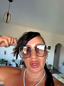 TheGoddessBianca online show from 09-27-25, 02:45