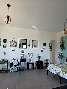 TheGoddessBianca online show from 09-26-25, 07:04