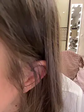 AnnaBri online show from 02-10-26, 01:37