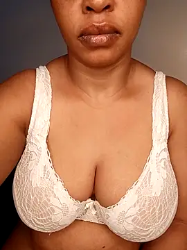 boobsnipplian online show from 10-02-25, 04:27