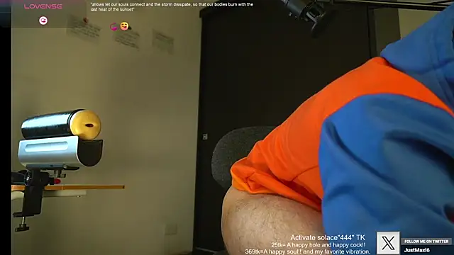 Snapshot of just_maxii chatting on 02-22-25, 10:31 just maxii online show from 02-22-25, 10:31