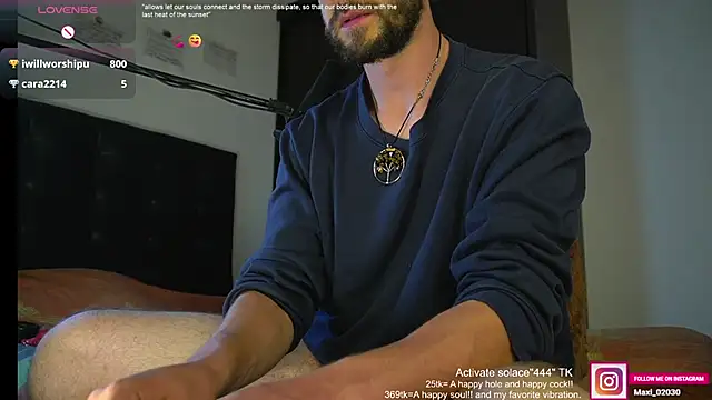 Snapshot of just_maxii chatting on 02-19-25, 02:23 just maxii online show from 02-19-25, 02:23