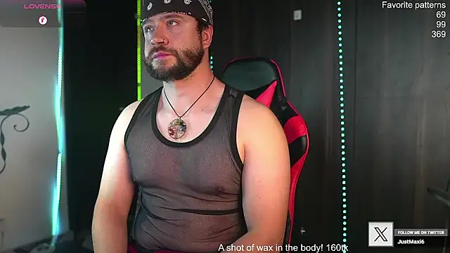 Snapshot of just_maxii chatting on 02-19-26, 06:49 just maxii online show from 02-19-26, 06:49