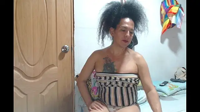 abbycrespa online show from 09-20-25, 03:50