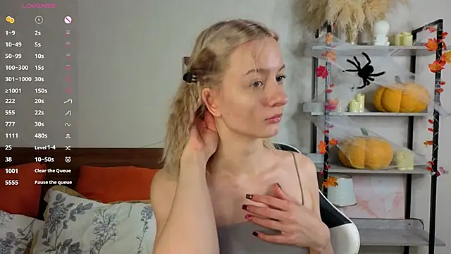 IdaValenti online show from 11-07-25, 11:08