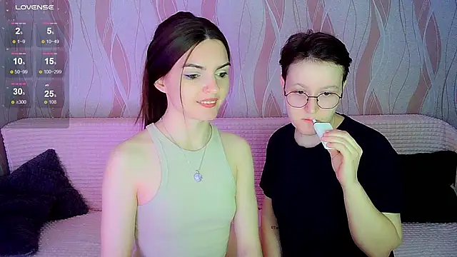  crazy baby  online show from 10-30-25, 08:17