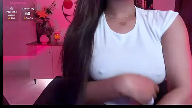 Snapshot of sumana24 chatting on 03-10-26, 04:11 sumana24 online show from 03-10-26, 04:11