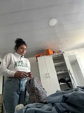 Snapshot of Cataleya_hxc chatting on 12-20-24, 01:54 Cataleya hxc online show from 12-20-24, 01:54