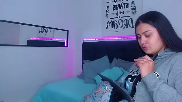 Snapshot of Cataleya_hxc chatting on 02-24-25, 11:52 Cataleya hxc online show from 02-24-25, 11:52