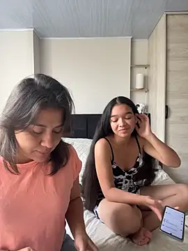 Nina-Eros1 online show from 02-10-26, 08:52