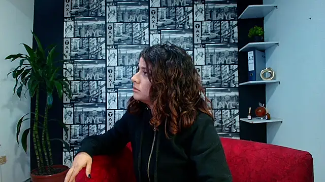 kassandra james online show from 04-17-26, 03:15