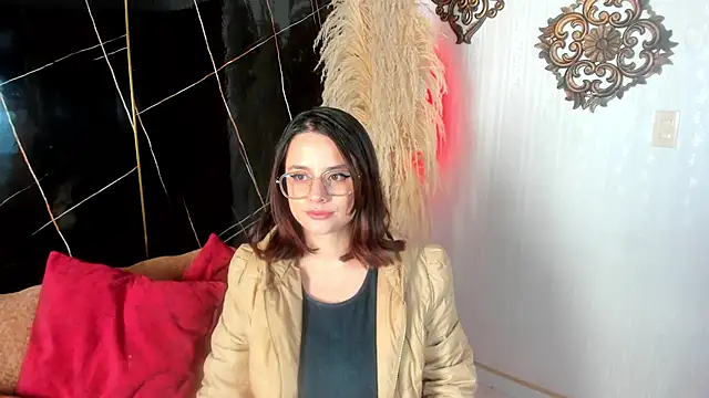 kassandra james online show from 02-16-26, 01:10