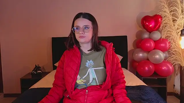 kassandra james online show from 02-17-26, 01:08