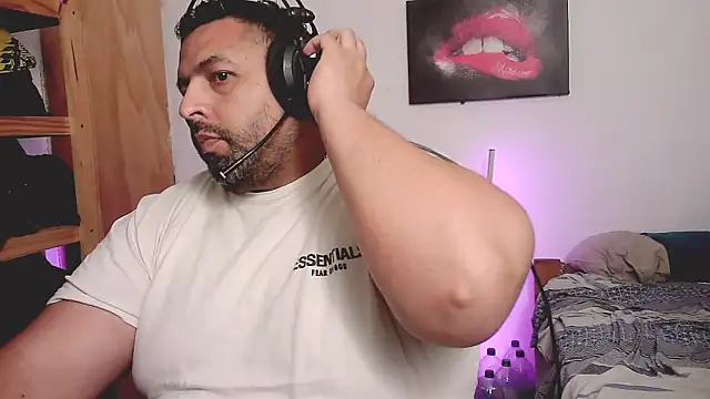 Snapshot of rodrix54 chatting on 01-19-26, 12:03 rodrix54 online show from 01-19-26, 12:03