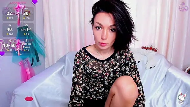 Snapshot of jessica_tiny chatting on 06-23-26, 12:41 jessica tiny online show from 06-23-26, 12:41