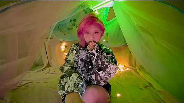 Akemilun online show from 11-01-25, 08:57