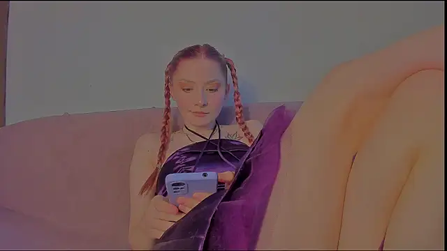 Snapshot of Lizzyjordanxo chatting on 04-27-26, 03:21 Lizzyjordanxo online show from 04-27-26, 03:21