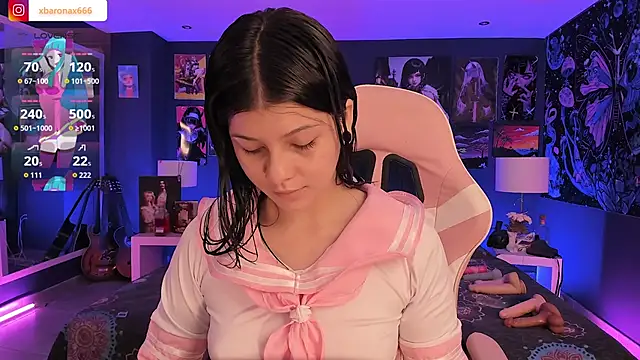 LanaKyutt online show from 10-18-25, 12:29