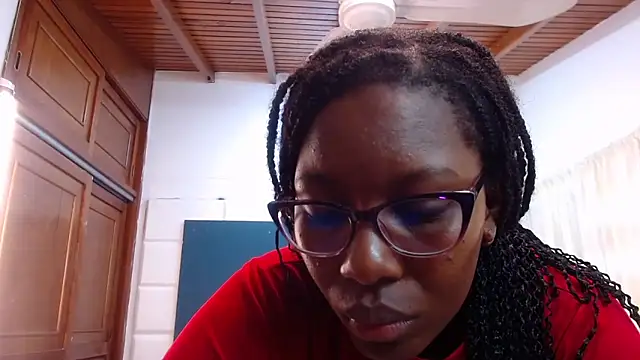 Sara Marks online show from 11-24-25, 11:21