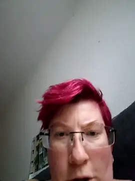 dieGeile0411 online show from 10-07-25, 01:34