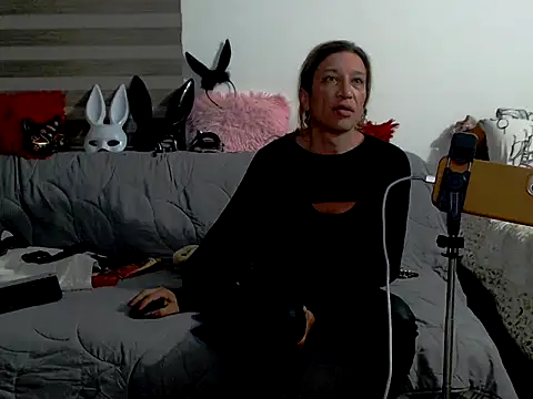 Gikitrans76 online show from 04-22-26, 03:46
