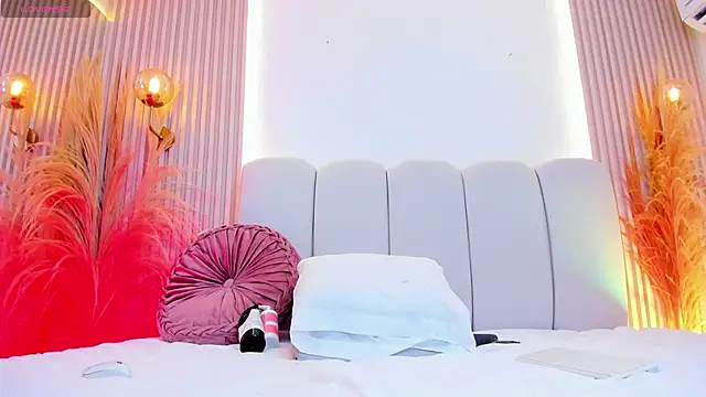 carolriveraa  online show from 11-22-25, 09:02