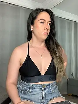 ImAlicee online show from 03-14-25, 01:37