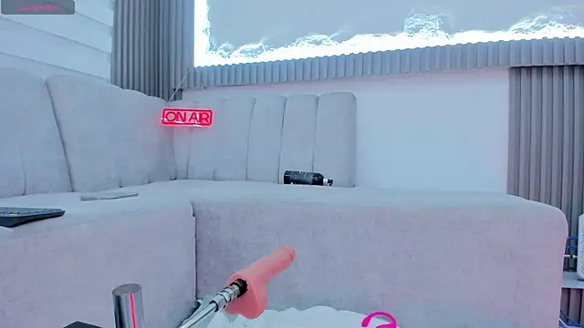 Apolo Bianco  online show from 10-28-25, 01:06