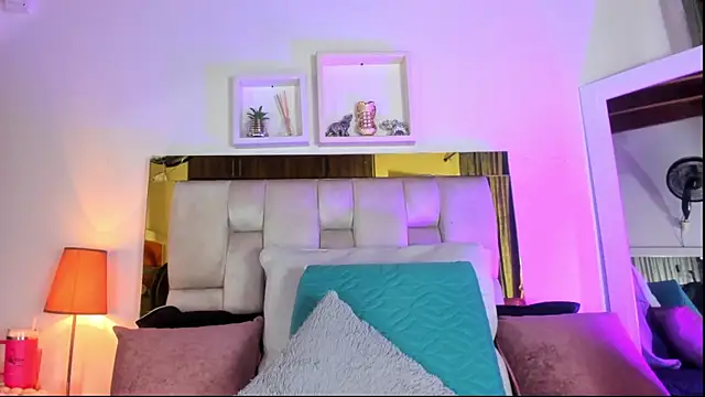 emmy r online show from 10-11-25, 12:06