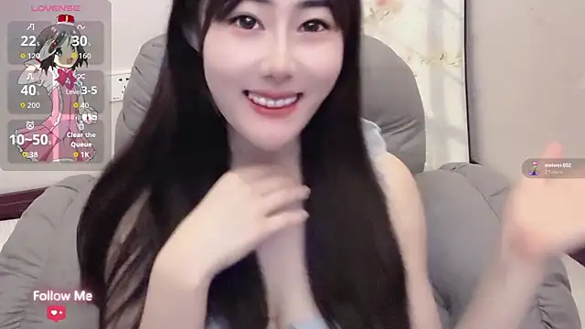 Snapshot of qiqi-- chatting on 04-18-26, 03:20 qiqi-- online show from 04-18-26, 03:20