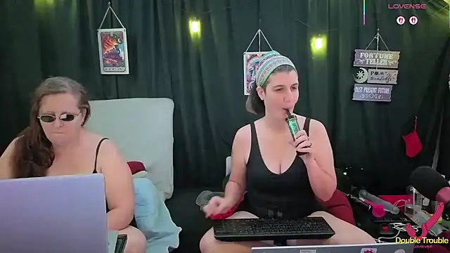 Sexy Mama-69 online show from 11-28-25, 05:24