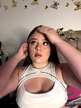 Jullieetta online show from 10-18-25, 11:34