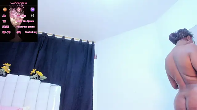 RoxannaBlanche online show from 02-07-26, 12:24