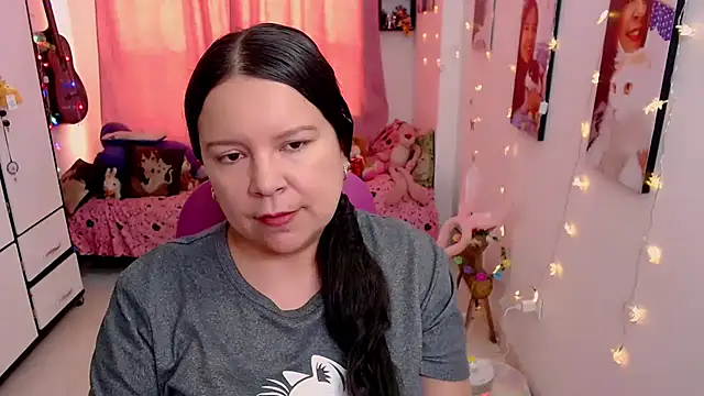 Snapshot of claryssa_ chatting on 04-28-26, 07:07 claryssa online show from 04-28-26, 07:07