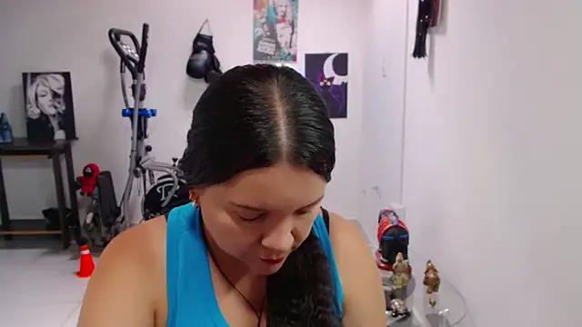 Snapshot of claryssa_ chatting on 05-29-26, 05:41 claryssa online show from 05-29-26, 05:41