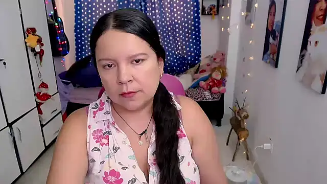 claryssa  online show from 02-05-26, 07:53