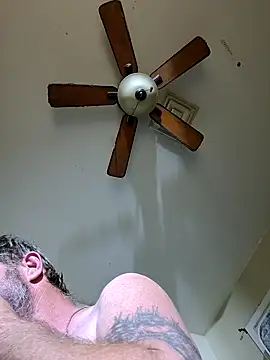 Hugebwc102 online show from 10-05-25, 06:48